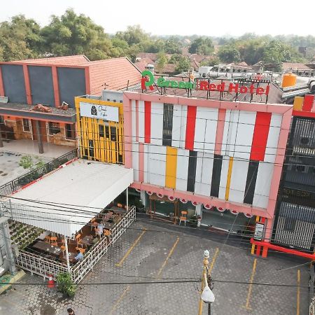 Green Red Hotel Syariah Jombang Exterior foto